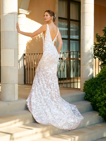 White One  Almaris #1 default backface vertical thumbnail