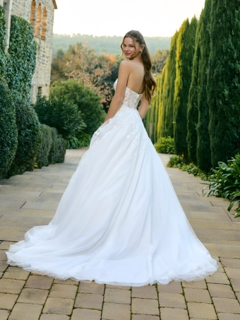 White One  Boreo #1 backface vertical thumbnail