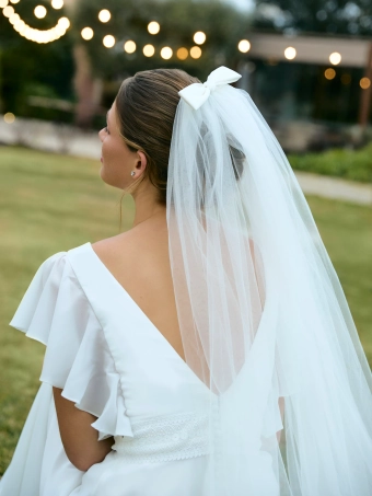 White One  Halymenia #2 backface vertical cropped thumbnail