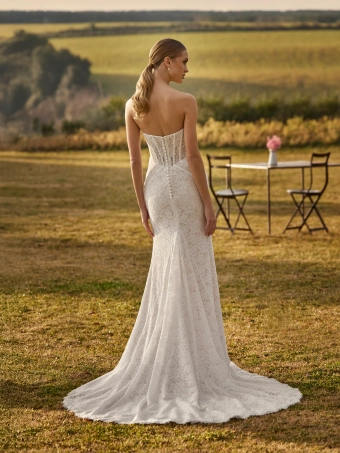 White One  Saena #2 backface vertical thumbnail