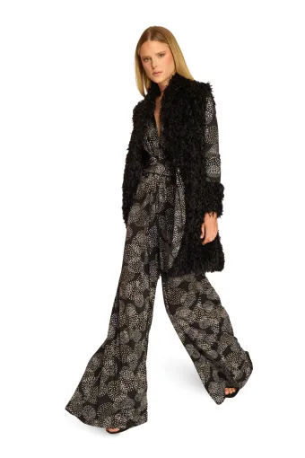 Julian Chang  5623 Tula Vest #2 frontface vertical thumbnail