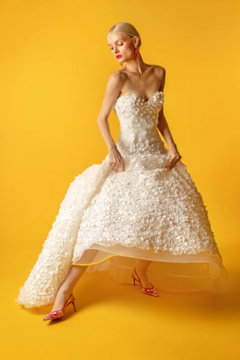 Yellow by Sahar Greta #1 frontface vertical thumbnail