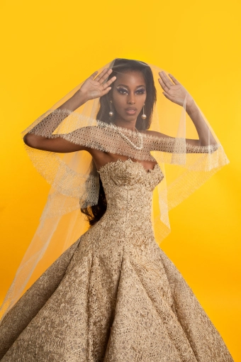 Yellow by Sahar Oro #1 frontface vertical cropped thumbnail