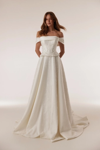 Elly Bride Lola #0 default frontface vertical thumbnail