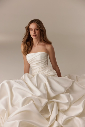 Elly Bride Taya #4 frontface vertical cropped thumbnail