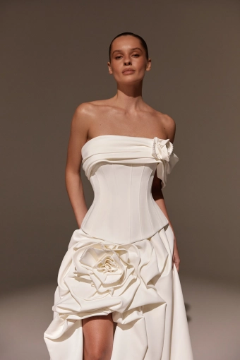 Elly Bride Nola #2 frontface vertical cropped thumbnail