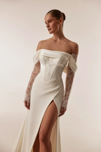 Elly Bride Zuri #2 frontface vertical cropped thumbnail