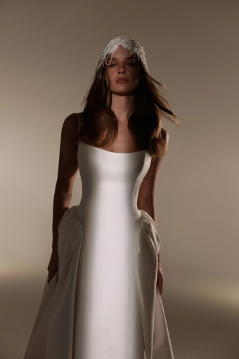 Elly Bride Lara #3 frontface vertical cropped thumbnail