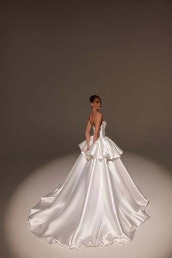 Elly Bride Tara #2 default backface vertical thumbnail