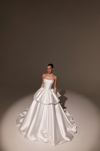 Elly Bride Tara #1 frontface vertical thumbnail