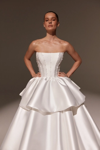 Elly Bride Tara #3 frontface vertical cropped thumbnail