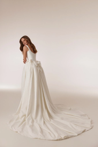 Elly Bride Elvira #1 default backface vertical thumbnail