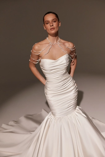 Elly Bride Arkadia #3 frontface vertical cropped thumbnail