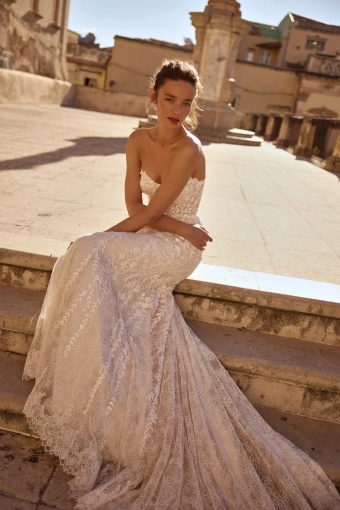 Elly Bride Anika #2 frontface vertical thumbnail