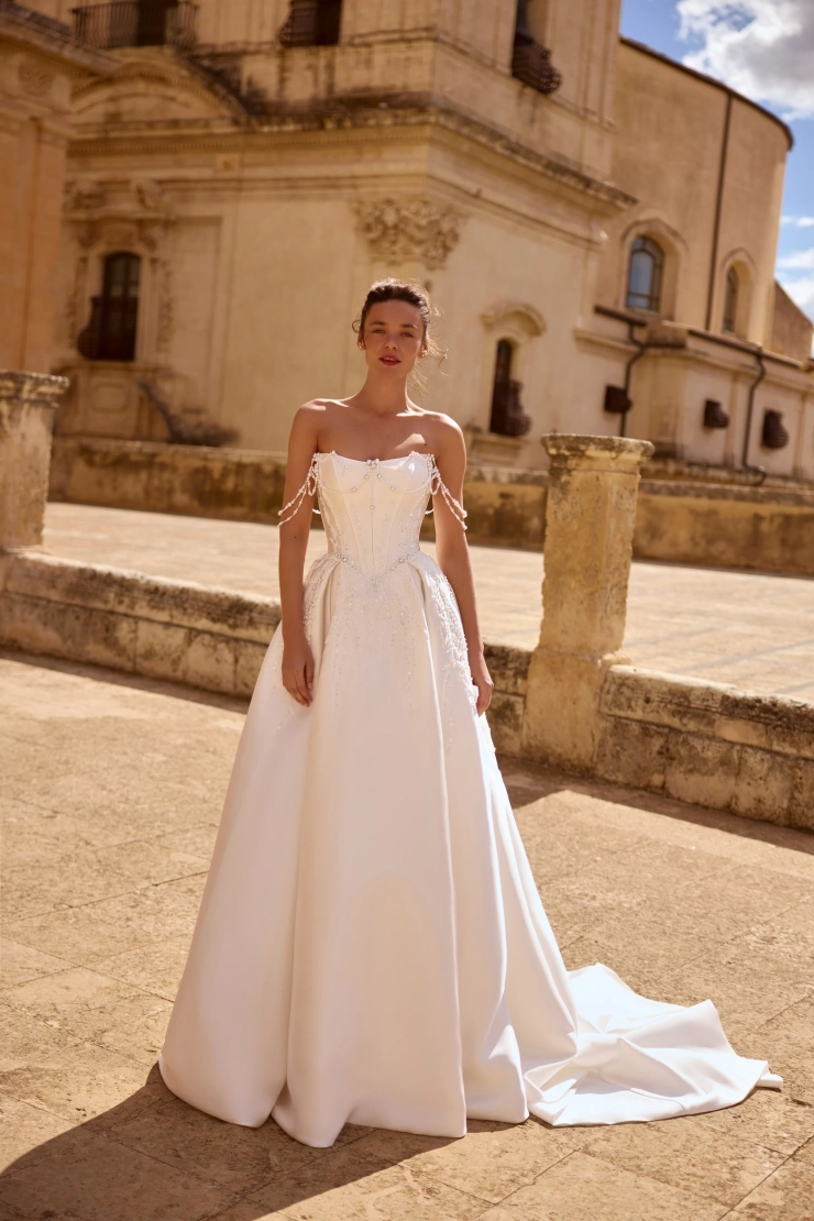 Elly Bride Cristina Default Thumbnail Image