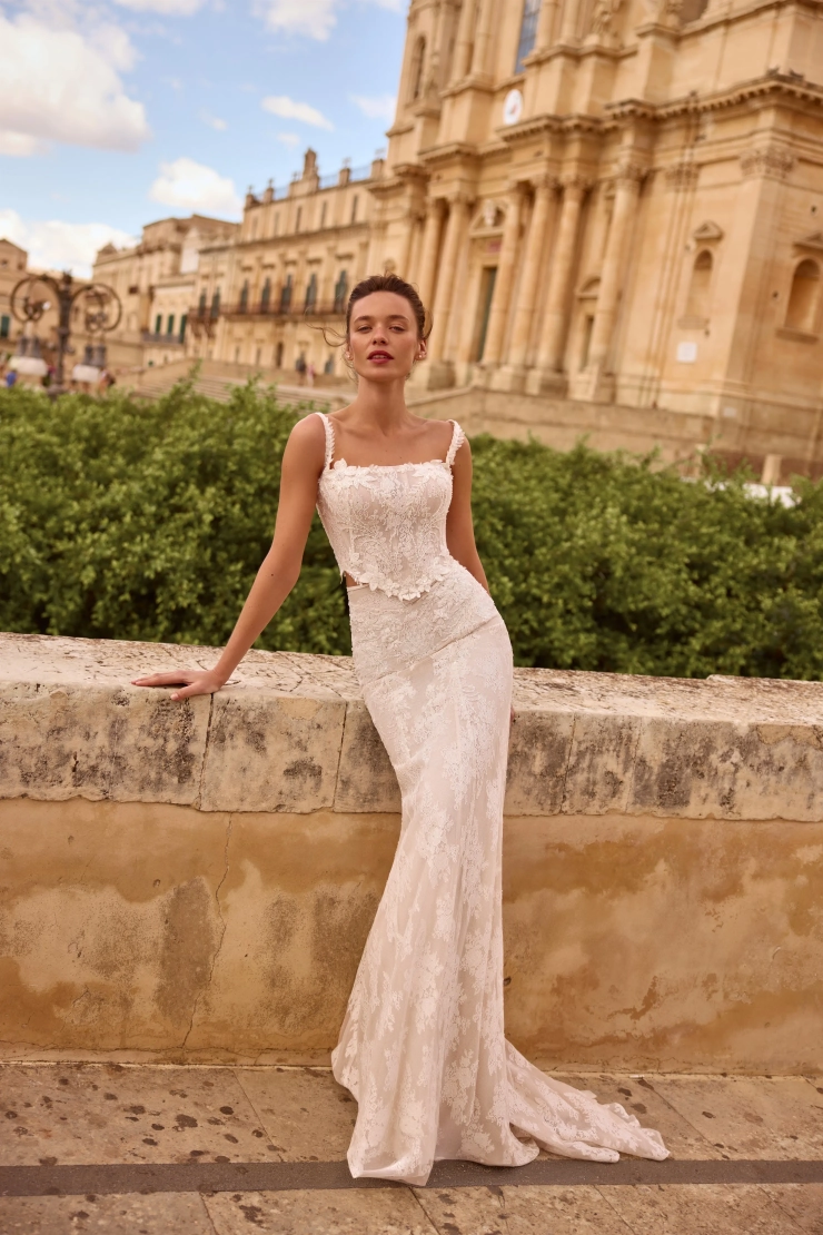 Elly Bride Saralina Default Thumbnail Image
