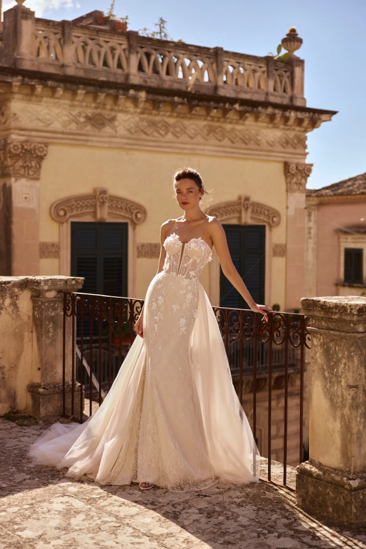 Elly Bride Luminara Default Thumbnail Image
