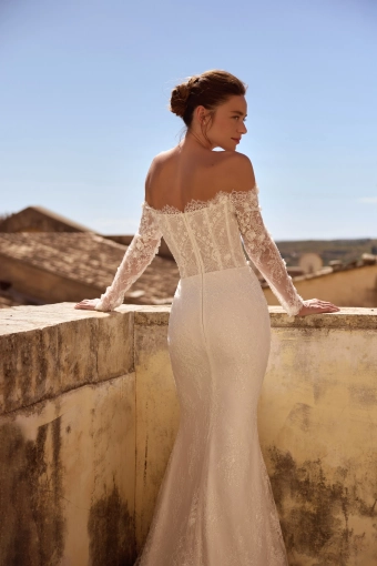 Elly Bride Carmela #7 backface vertical cropped thumbnail