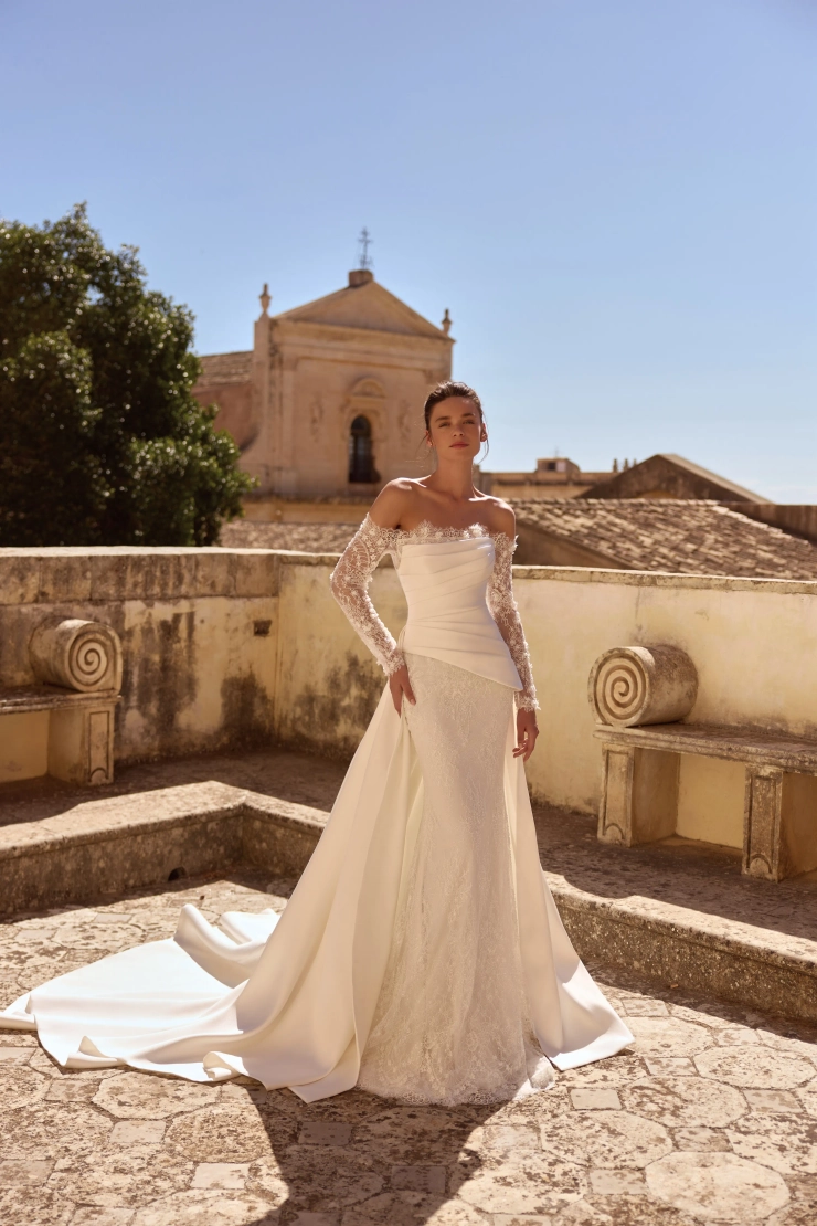 Elly Bride Carmela Default Thumbnail Image