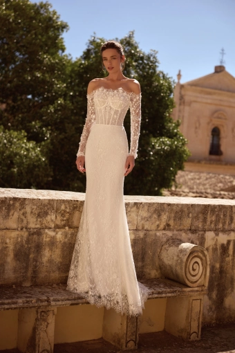 Elly Bride Carmela #3 frontface vertical thumbnail