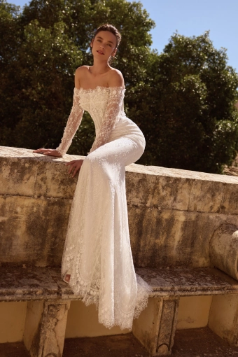 Elly Bride Carmela #1 frontface vertical thumbnail
