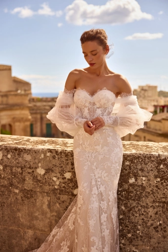 Elly Bride Ariella #3 frontface vertical cropped thumbnail