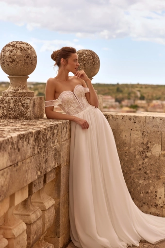 Elly Bride Imelda #1 frontface vertical thumbnail