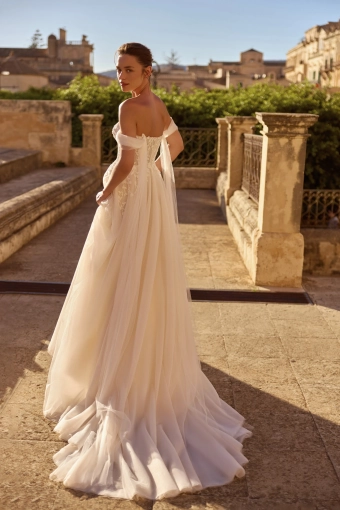 Elly Bride Melania #2 default backface vertical thumbnail