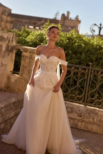 Elly Bride Melania #1 frontface vertical thumbnail