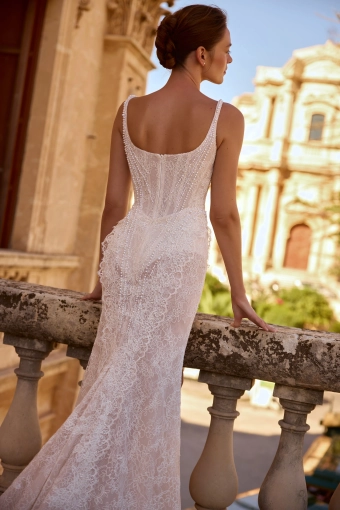 Elly Bride Assunta #5 backface vertical cropped thumbnail