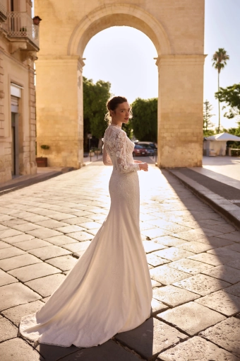 Elly Bride Viva #2 backface vertical thumbnail
