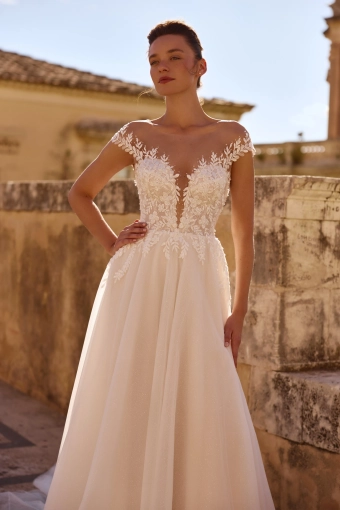 Elly Bride Antonia #2 frontface vertical cropped thumbnail