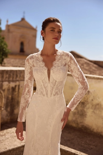 Elly Bride Palma #3 frontface vertical cropped thumbnail