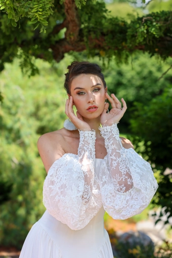 Adornato Couture Adeline #2 frontface vertical cropped thumbnail