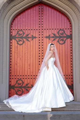 Adornato Couture Alexandra #1 frontface vertical thumbnail