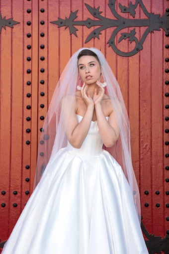 Adornato Couture Alexandra #5 frontface vertical cropped thumbnail