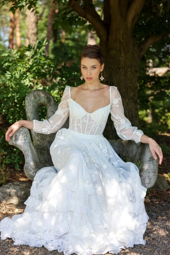 Adornato Couture Legenda #0 default frontface vertical thumbnail