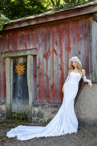 Adornato Couture Versailles #0 default frontface vertical thumbnail