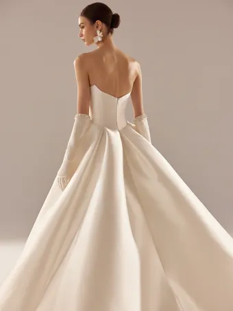 Hikaru Bridal Style #Maristelle #5 backface vertical cropped thumbnail