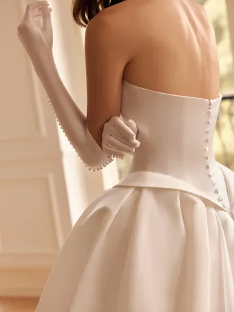 Hikaru Bridal Style #Noéline #4 backface vertical cropped thumbnail