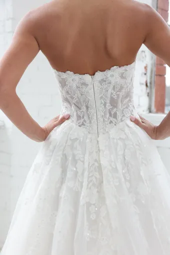 Teresa Atelier Style TA1104 #3 backface vertical cropped thumbnail