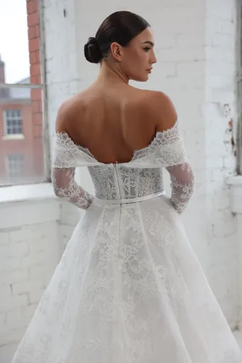 Teresa Atelier Style TA26SS19 #7 backface vertical cropped thumbnail