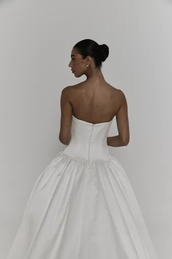 Teresa Atelier Style WP62SS199 #23 backface vertical cropped thumbnail