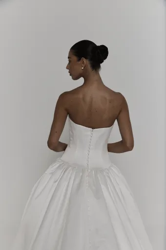 Teresa Atelier Style WP62SS199 #25 backface vertical cropped thumbnail