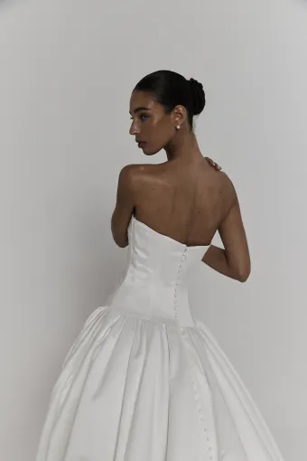 Teresa Atelier Style WP62SS199 #22 backface vertical cropped thumbnail