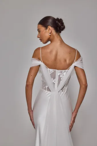 Teresa Atelier Style WP62SS84 #5 backface vertical cropped thumbnail