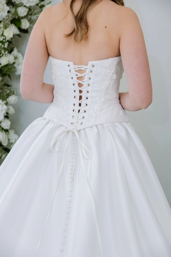 Rose + Grace Style Brinkley #3 backface vertical cropped thumbnail