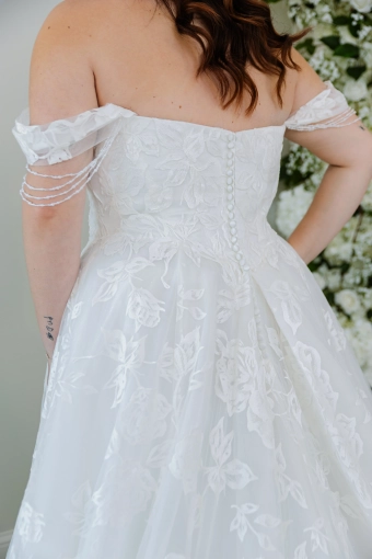 Rose + Grace Style Briquelle #4 backface vertical cropped thumbnail