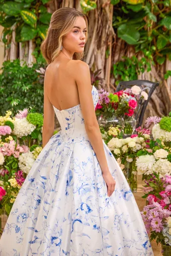 Ava Presley Style #47377 $5 White/Blue backface vertical cropped thumbnail