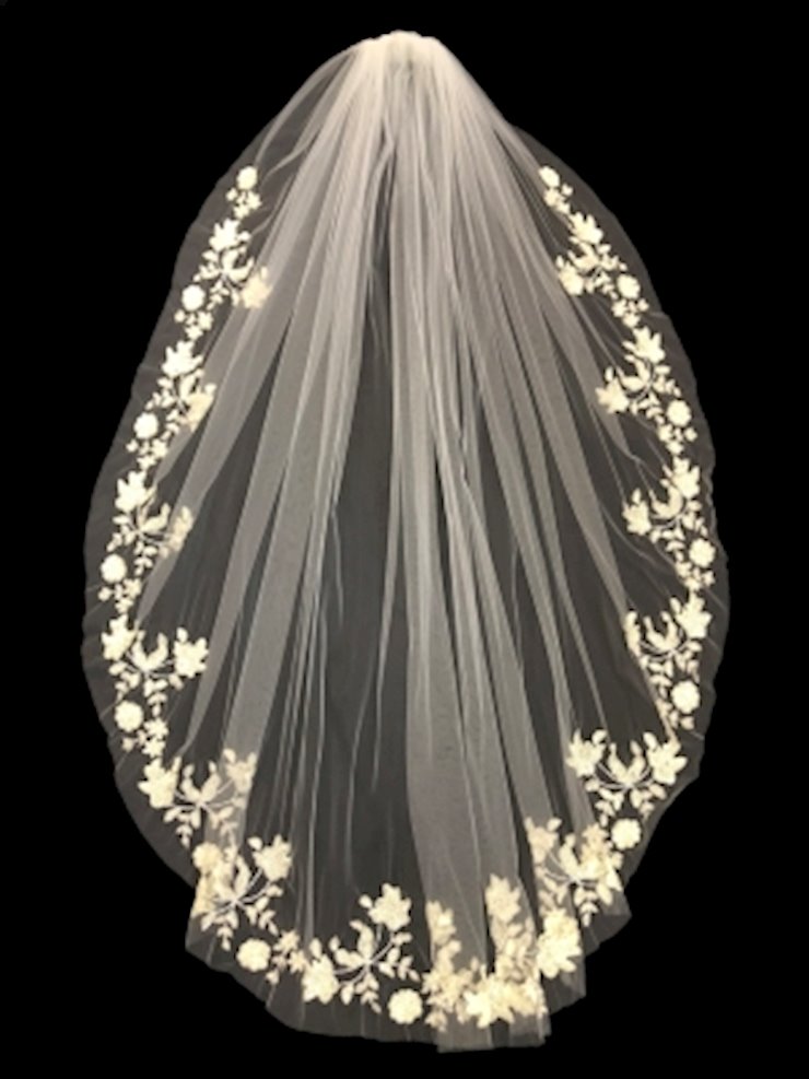 Malis Henderson | Brides by Glitz Nashville display picture 1